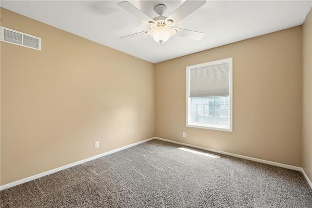 1021 SW 8TH Street, Lee's Summit, MO 64081