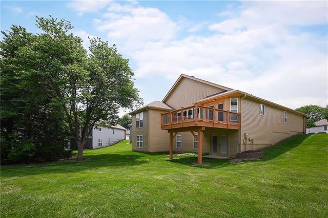1021 SW 8TH Street, Lee's Summit, MO 64081