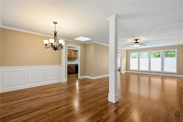 1021 SW 8TH Street, Lee's Summit, MO 64081