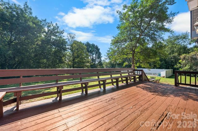 2036 Picnic Drive, Newton, NC 28658