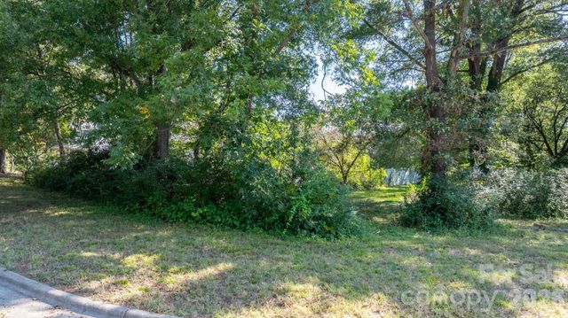2036 Picnic Drive, Newton, NC 28658