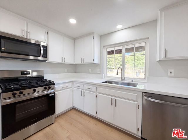 40733 176th Street E, Lancaster, CA 93535