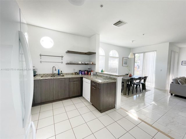 4331 SW 160th Ave 102, Miramar, FL 33027