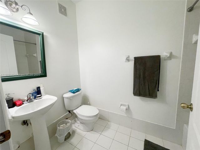 4331 SW 160th Ave 102, Miramar, FL 33027