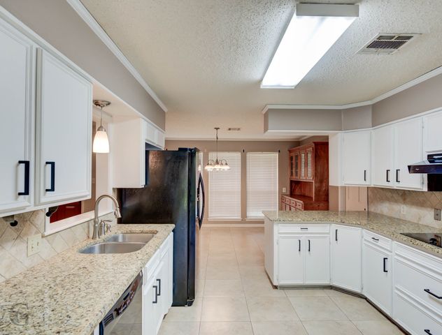 1911 Landau Lane, Bossier City, LA 71111
