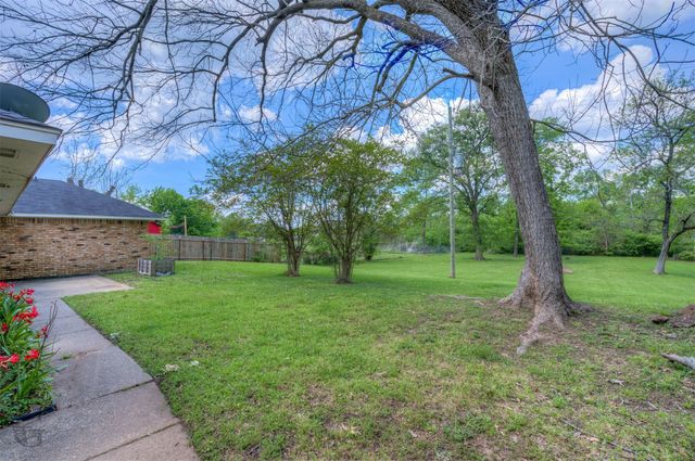 1911 Landau Lane, Bossier City, LA 71111