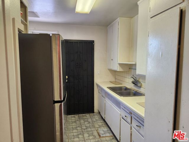5727 Clemson Street, Los Angeles, CA 90016