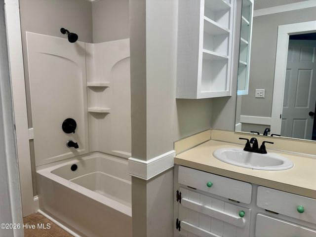 102 Squire Drive, Winterville, NC 28590