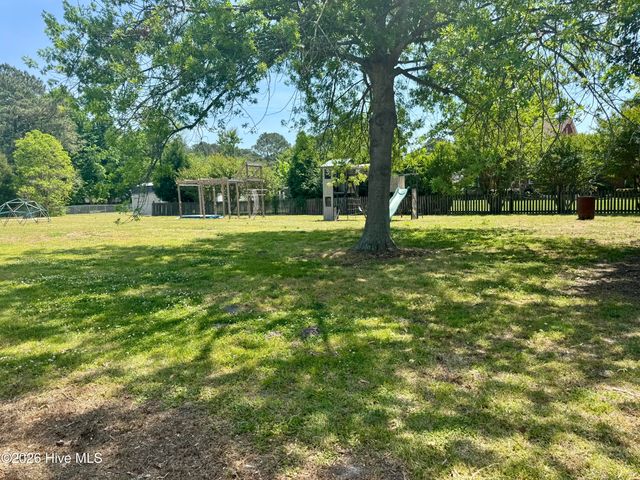 102 Squire Drive, Winterville, NC 28590