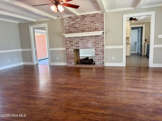 102 Squire Drive, Winterville, NC 28590