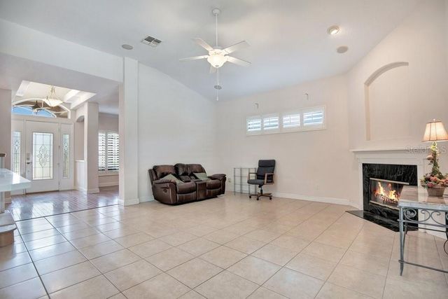 9211 SHADOW PINAR COURT, Orlando, FL 32825