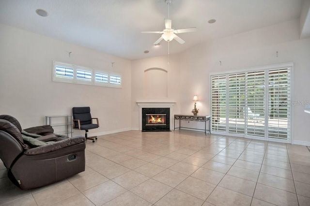 9211 SHADOW PINAR COURT, Orlando, FL 32825