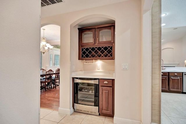 9211 SHADOW PINAR COURT, Orlando, FL 32825