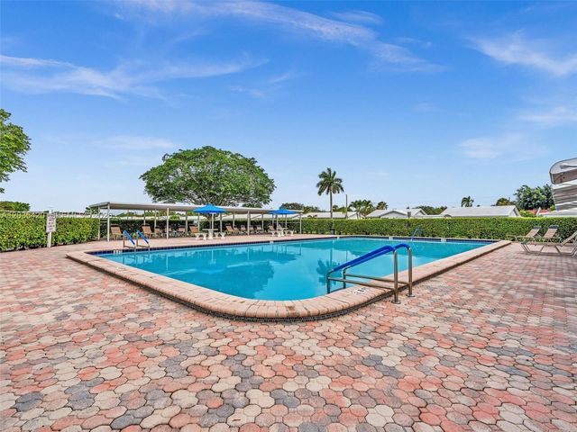8511 NW 59th Ct, Tamarac, FL 33321