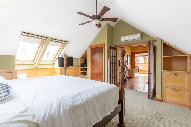 33 Halifax St 2, Boston, MA 02130