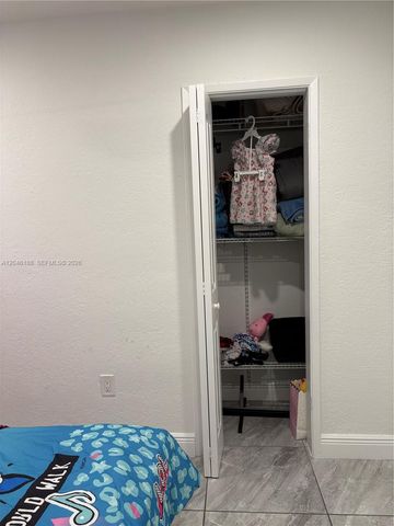 734 E 39th St, Hialeah, FL 33013