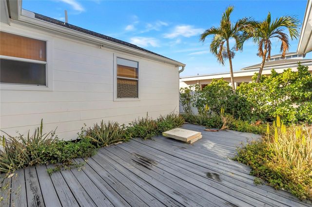 601 78TH AVENUE, St Pete Beach, FL 33706