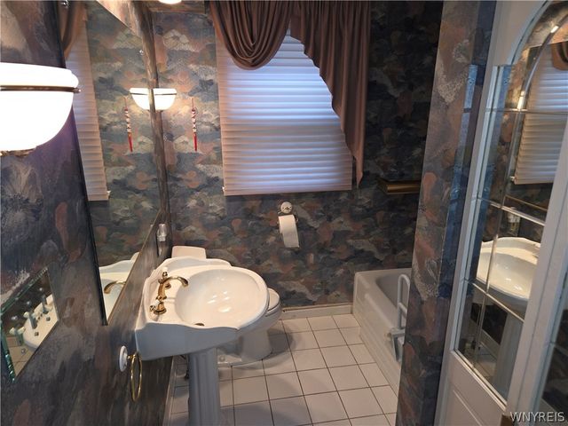 609 25th Street, Niagara Falls, NY 14301