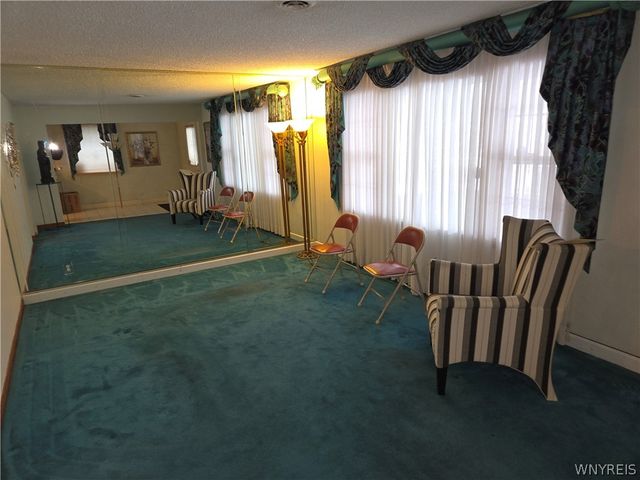 609 25th Street, Niagara Falls, NY 14301