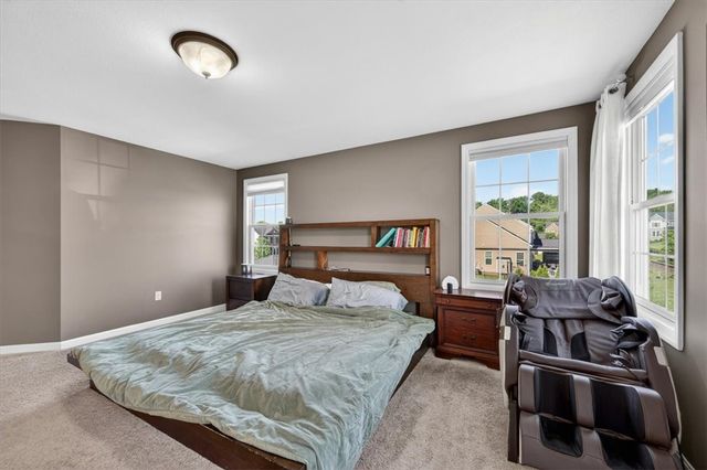 107 Stafford Dr, Robinson Twp, PA 15136