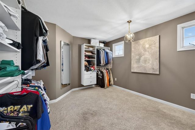 107 Stafford Dr, Robinson Twp, PA 15136