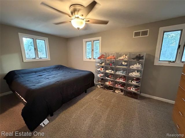 1867 Wilshire Street, Westland, MI 48186