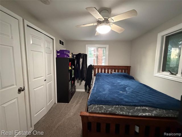 1867 Wilshire Street, Westland, MI 48186