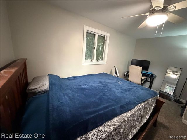 1867 Wilshire Street, Westland, MI 48186