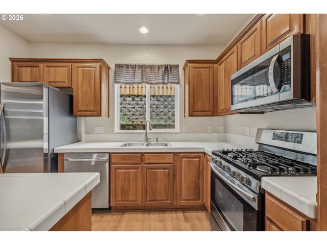 3622 WILD ROSE Loop, West Linn, OR 97068