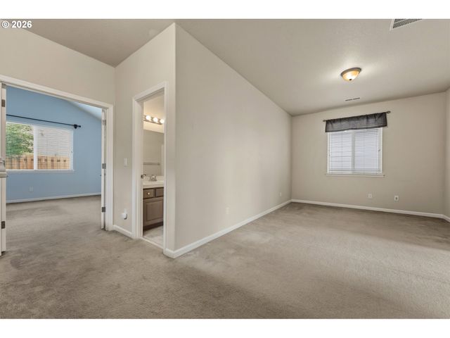 3622 WILD ROSE Loop, West Linn, OR 97068