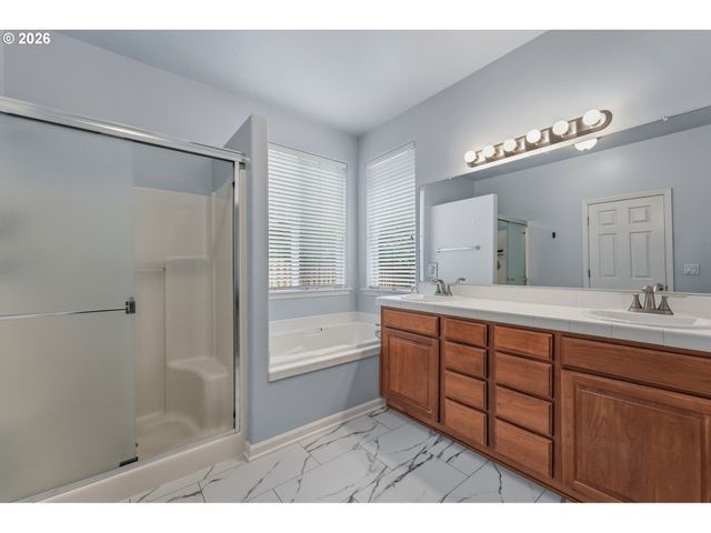3622 WILD ROSE Loop, West Linn, OR 97068