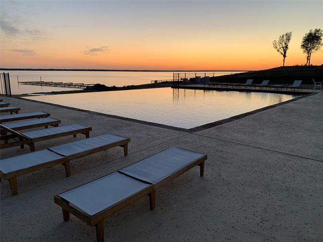 665 Calmwater Court, Mabank, TX 75143