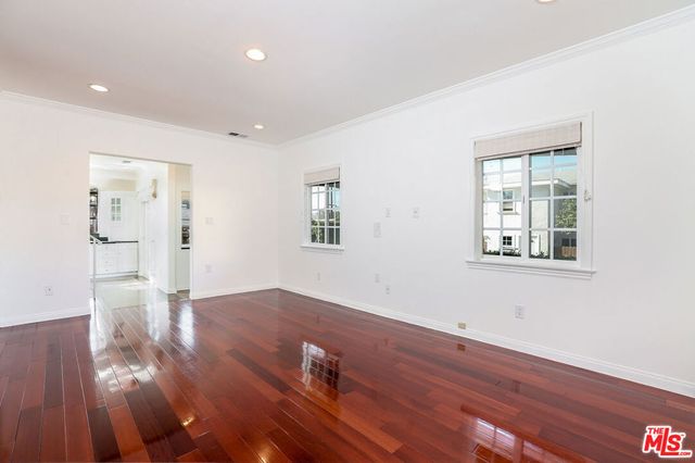 252 HAMPTON Drive E, Venice, CA 90291