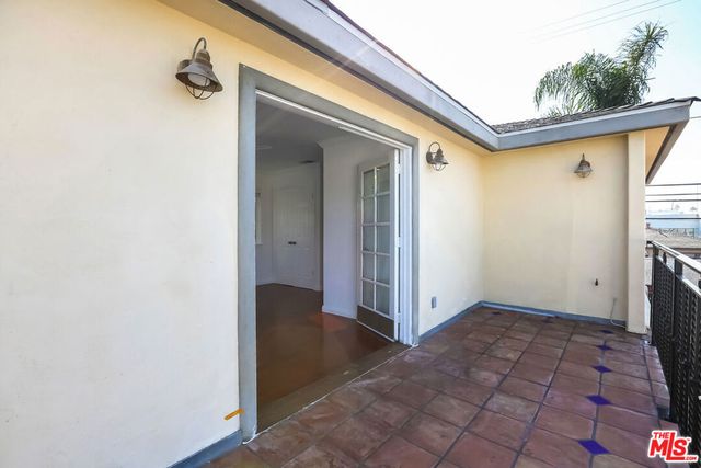 252 HAMPTON Drive E, Venice, CA 90291