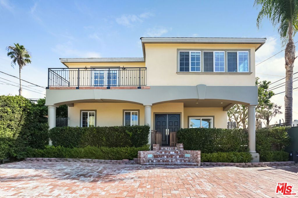 252 HAMPTON Drive E, Venice, CA 90291
