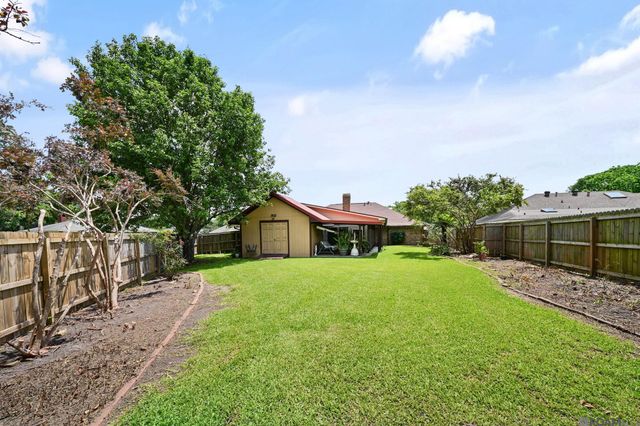 4910 Woodlyn Dr, Baton Rouge, LA 70816
