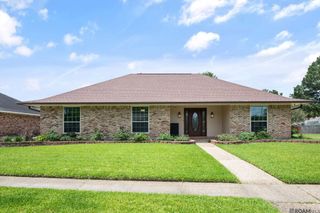 4910 Woodlyn Dr, Baton Rouge, LA 70816