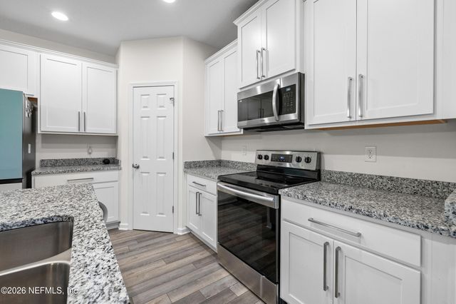 1688 SANCTUARY Way, Fleming Island, FL 32003