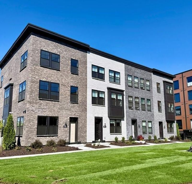 851 Sweetwater Drive, Saint Paul, MN 55116 — exterior