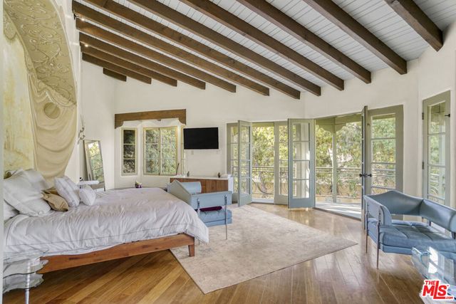 707 N Bedford Drive, Beverly Hills, CA 90210