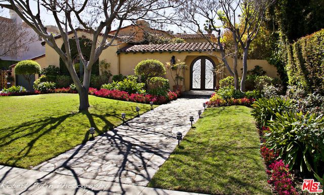 707 N Bedford Drive, Beverly Hills, CA 90210