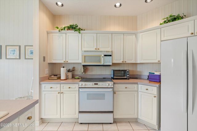 523 LAKEWAY Drive, St. Augustine, FL 32080