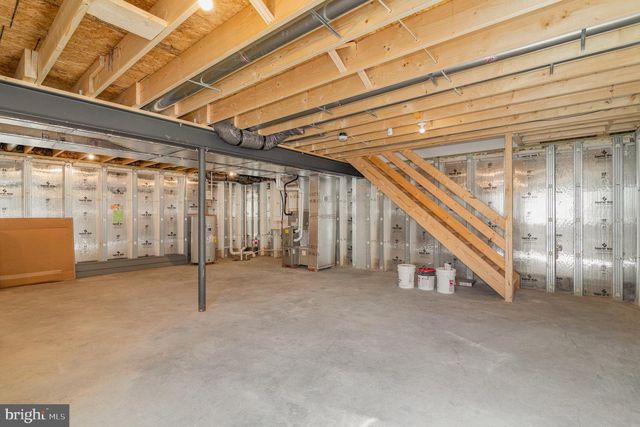 2085 ANDREW AVE, Elizabethtown, PA 17022