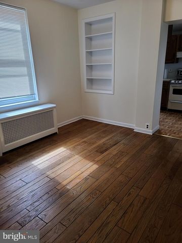 45 BLAKE AVE, Jenkintown, PA 19046