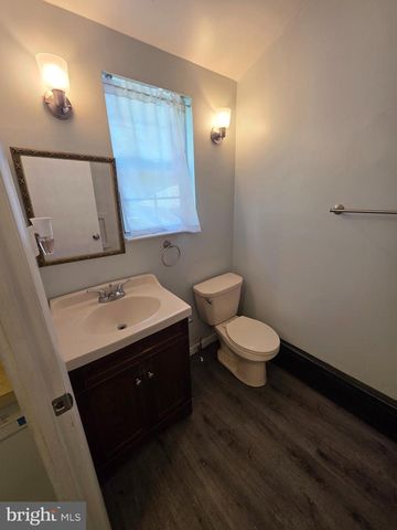 45 BLAKE AVE, Jenkintown, PA 19046