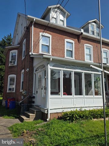 45 BLAKE AVE, Jenkintown, PA 19046