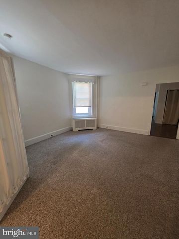 45 BLAKE AVE, Jenkintown, PA 19046