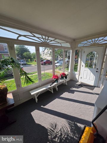 45 BLAKE AVE, Jenkintown, PA 19046