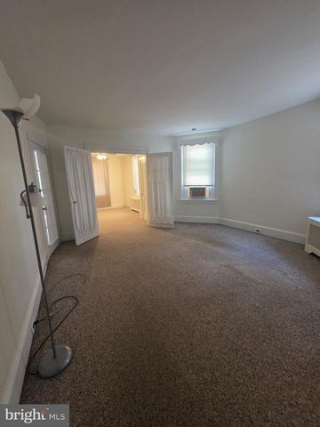 45 BLAKE AVE, Jenkintown, PA 19046