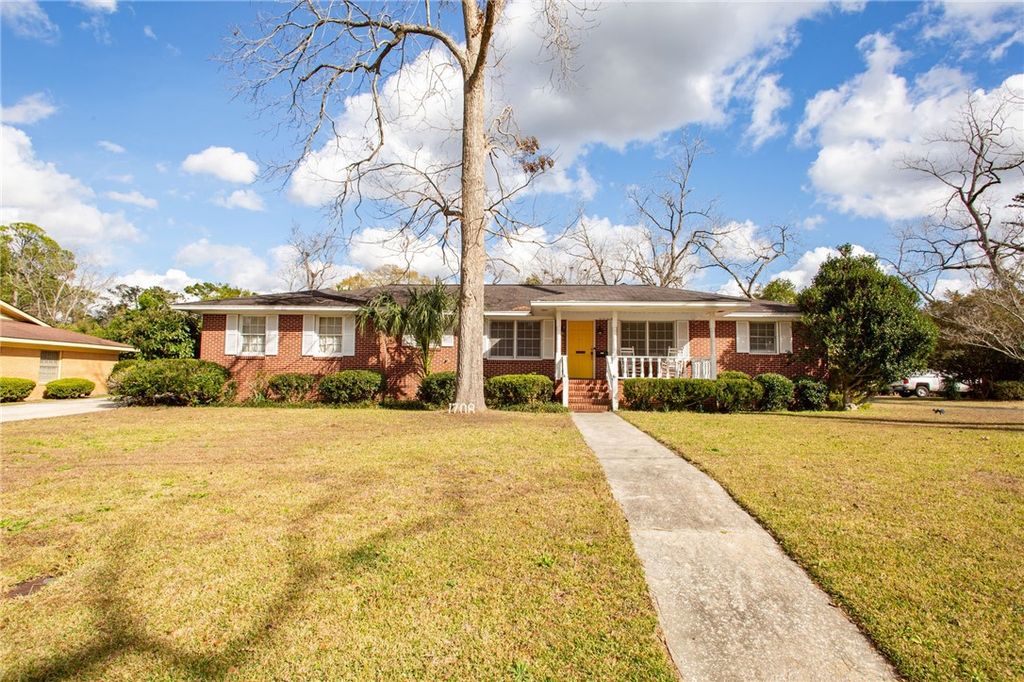 1708 City Blvd, Waycross, GA 31501